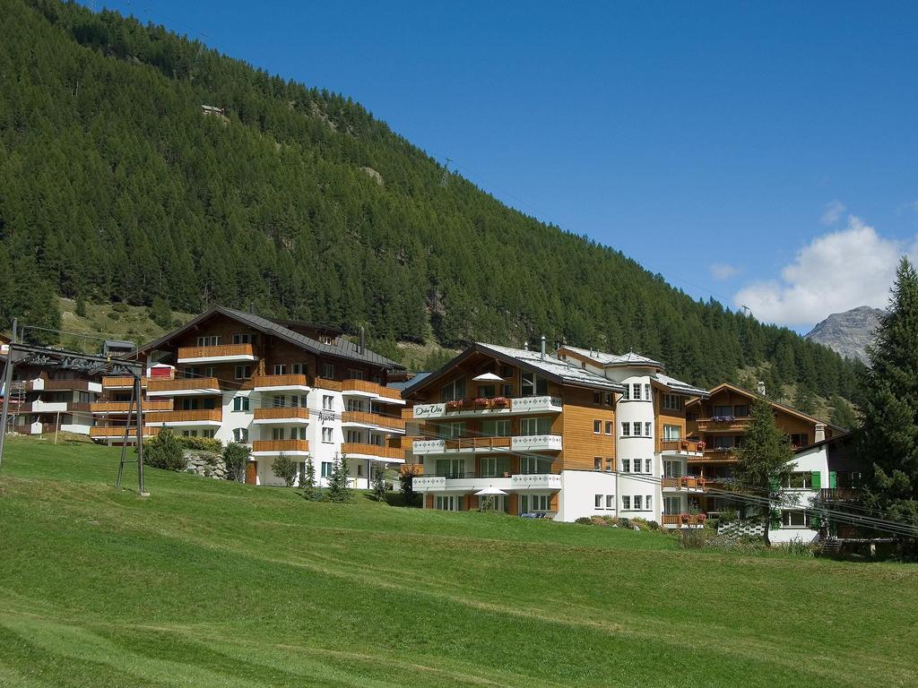 Dolce Vita Saas-Fee Bagian luar foto