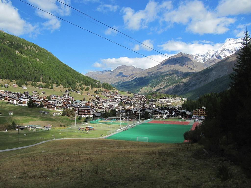 Dolce Vita Saas-Fee Bagian luar foto